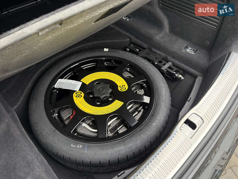 Седан Audi A8 2024 в Хмельницком