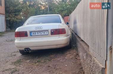 Седан Audi A8 1996 в Виннице