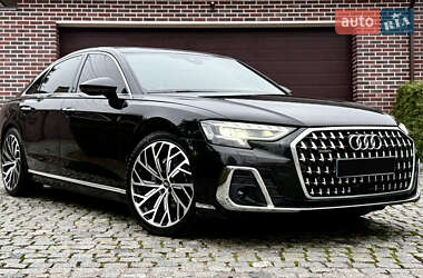 Седан Audi A8 2022 в Киеве