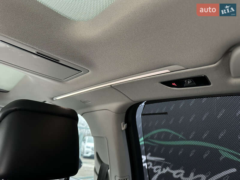 Седан Audi A8 2017 в Киеве фото 25 Седан Audi A8 2017 в Киеве