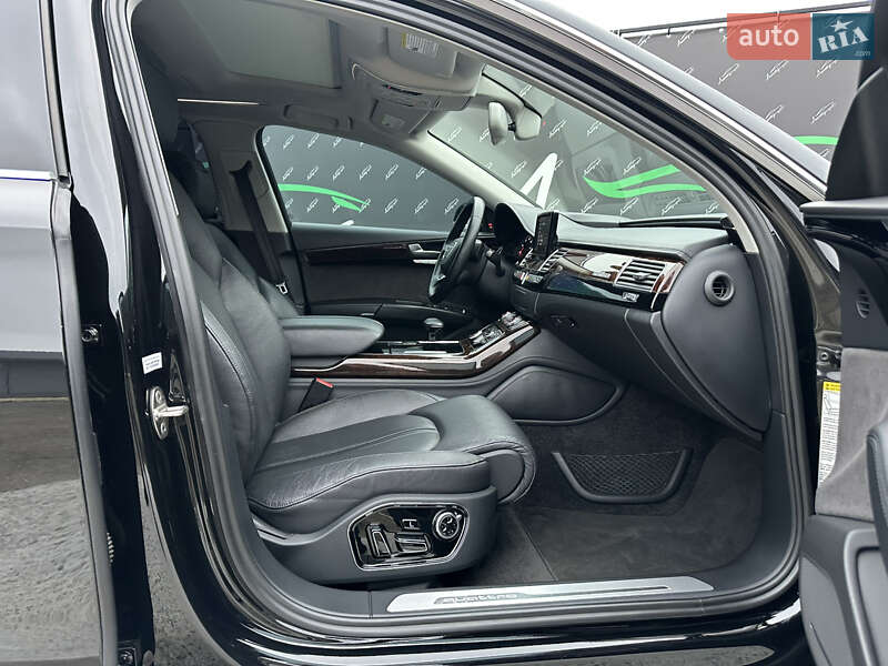 Седан Audi A8 2017 в Киеве фото 30 Седан Audi A8 2017 в Киеве
