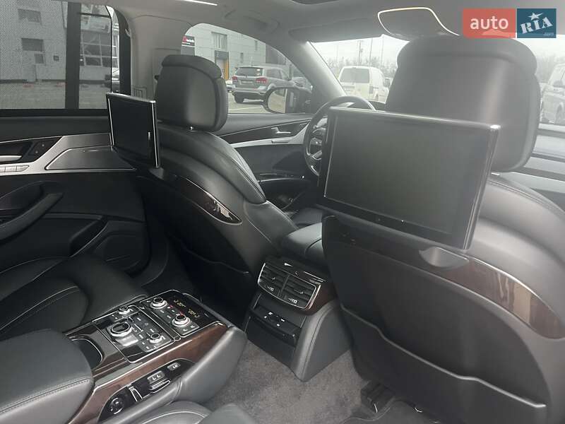 Седан Audi A8 2015 в Киеве фото 21 Седан Audi A8 2015 в Киеве