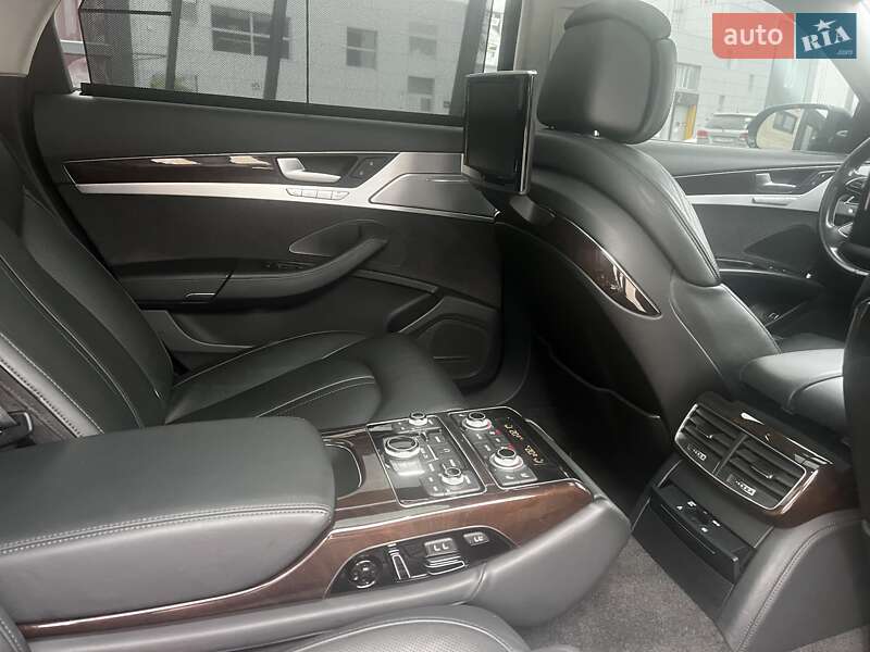 Седан Audi A8 2015 в Киеве фото 22 Седан Audi A8 2015 в Киеве