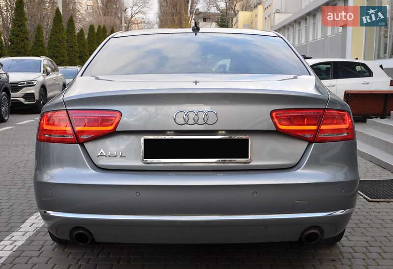 Седан Audi A8 2013 в Одессе