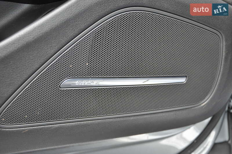 Седан Audi A8 2013 в Одессе