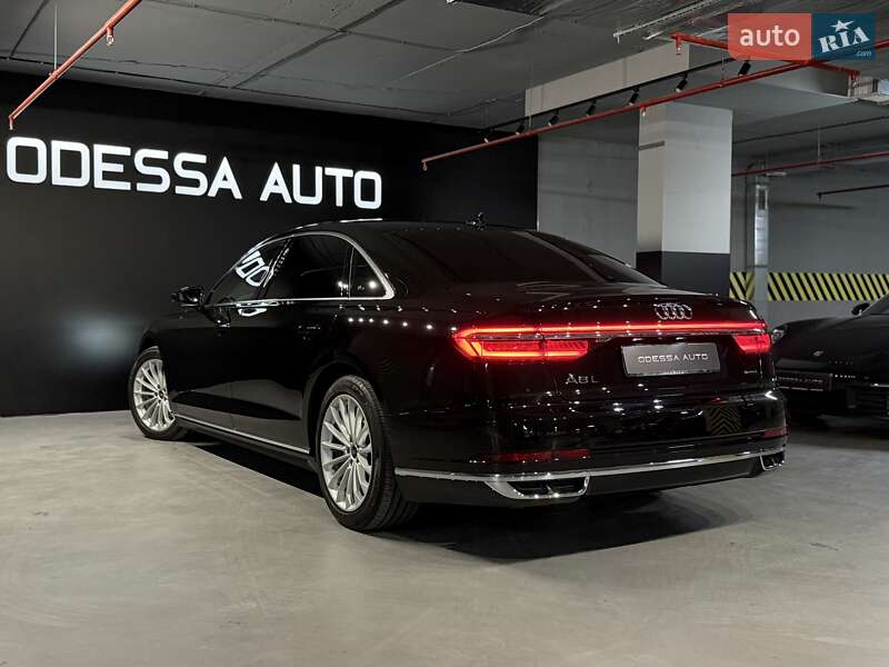 Седан Audi A8 2021 в Одессе