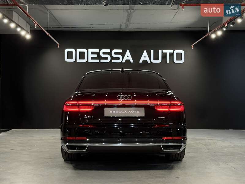 Седан Audi A8 2021 в Одессе