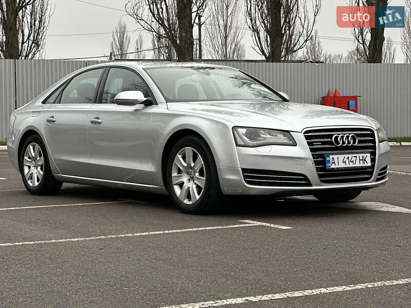 Седан Audi A8 2012 в Киеве