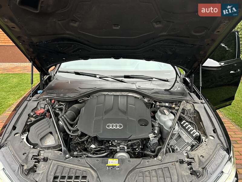 Седан Audi A8 2021 в Киеве фото 54 Седан Audi A8 2021 в Киеве