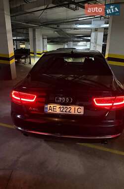 Седан Audi A8 2013 в Одессе