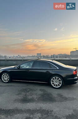 Седан Audi A8 2013 в Киеве