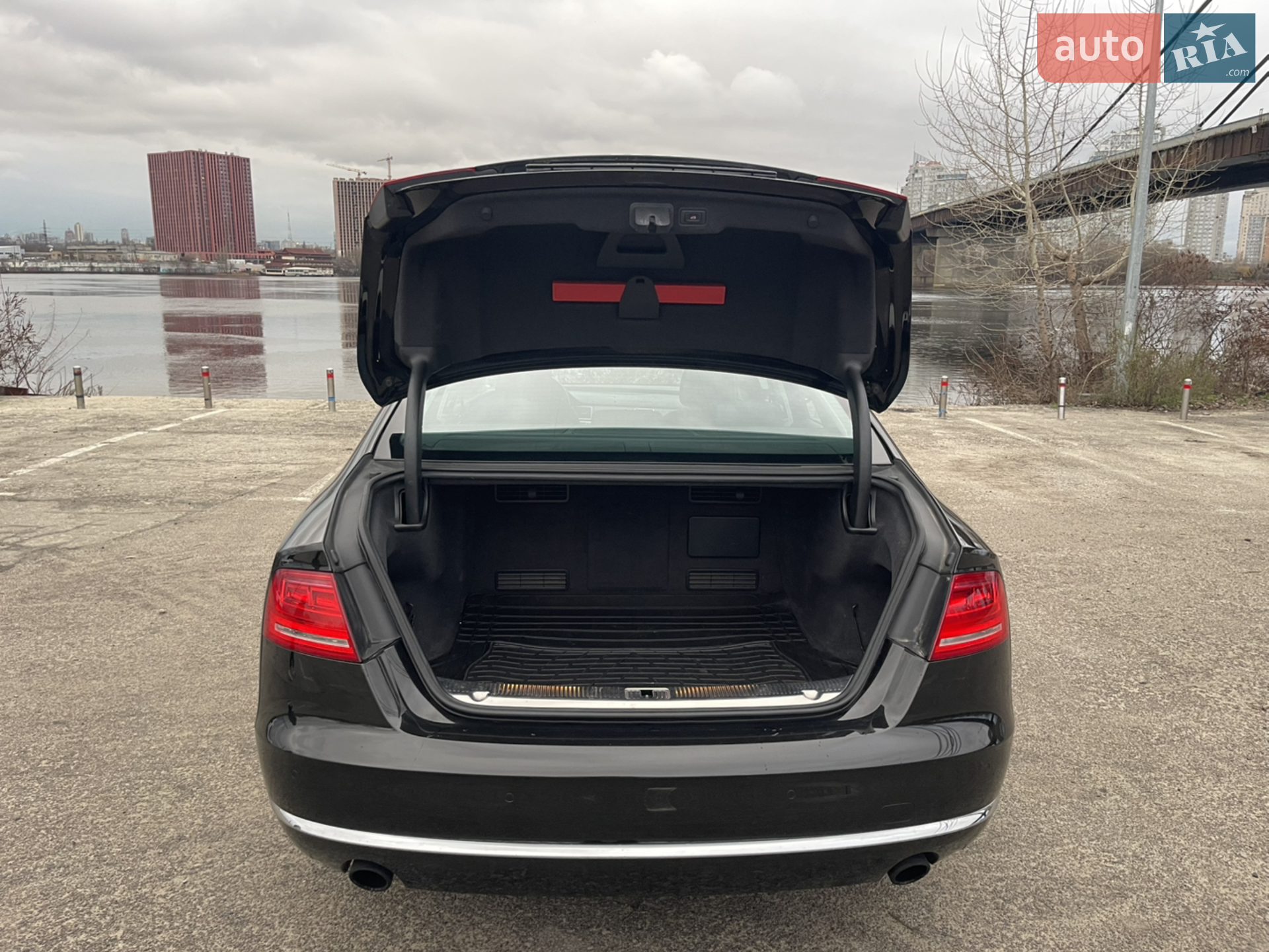 2013 Audi A8 - мініатюра 41