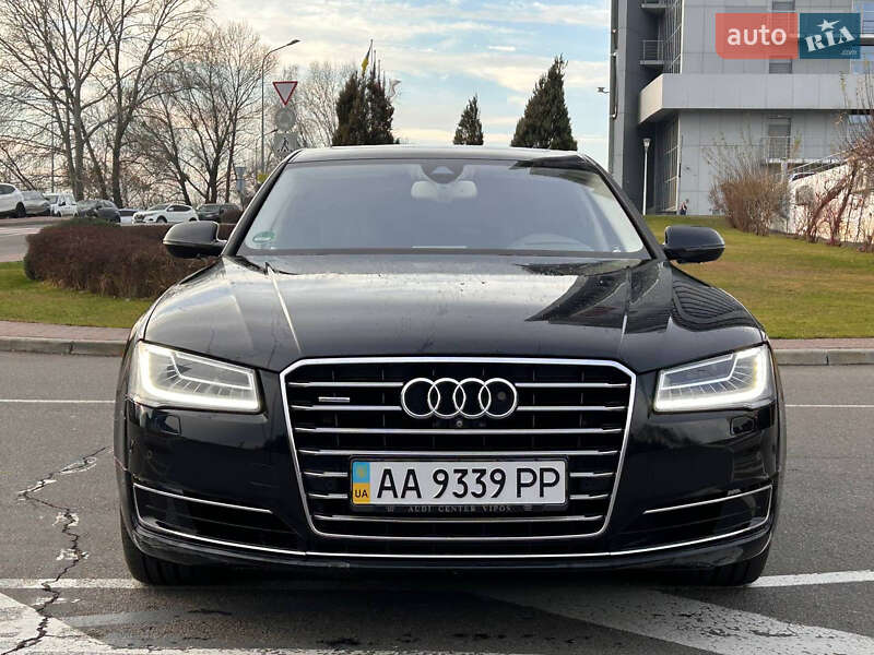 Седан Audi A8 2013 в Киеве