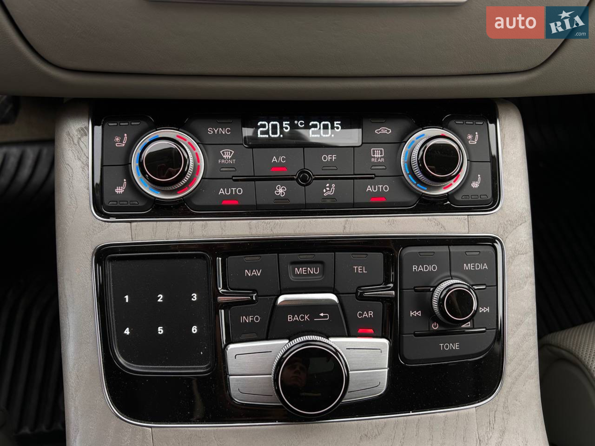2013 Audi A8 - мініатюра 143