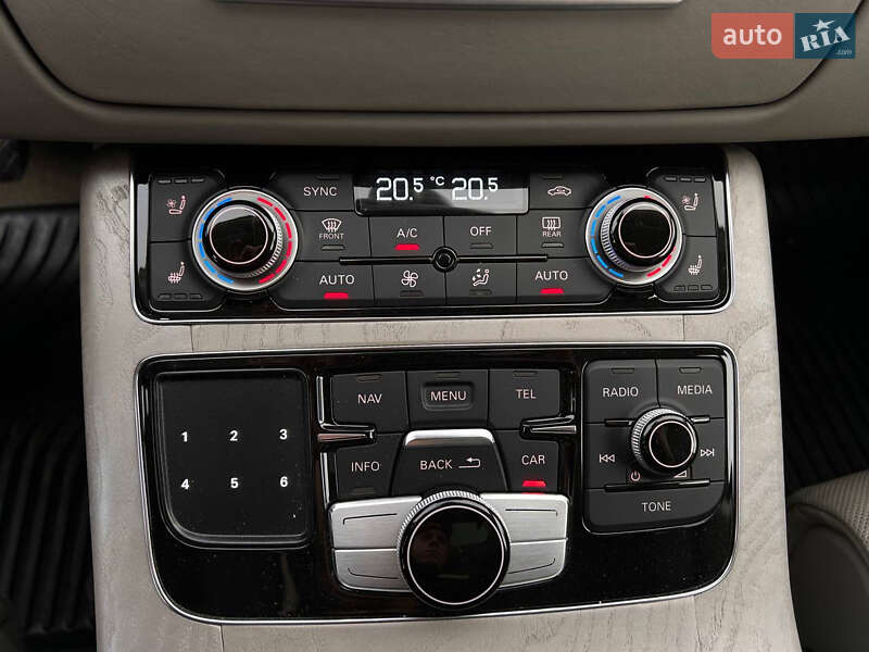 Седан Audi A8 2013 в Киеве