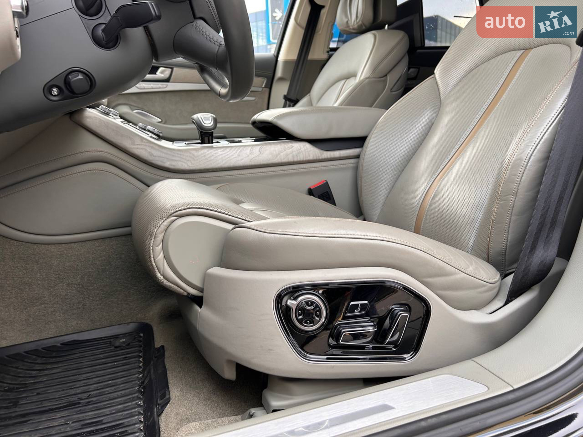 2013 Audi A8 - мініатюра 153