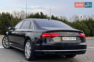 Седан Audi A8 2013 в Киеве