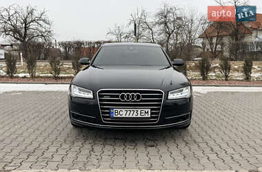 Седан Audi A8 2014 в Львове