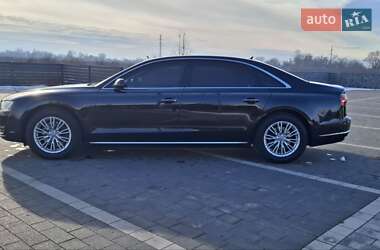 Седан Audi A8 2017 в Мукачевому