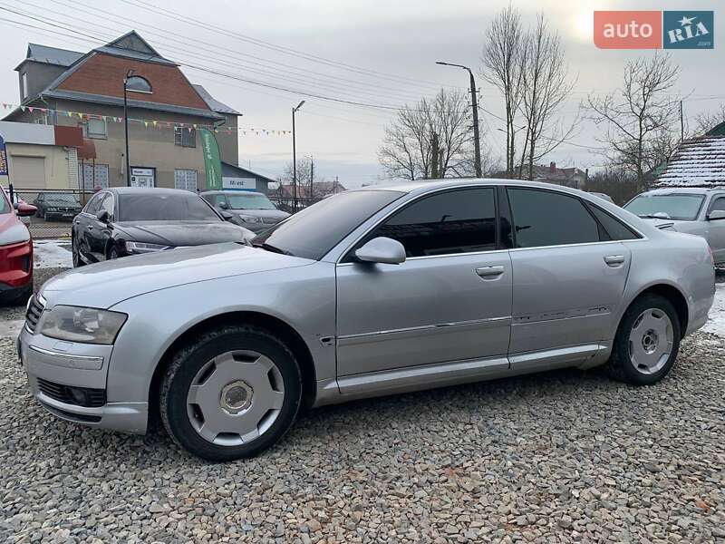 Седан Audi A8 2003 в Коломые