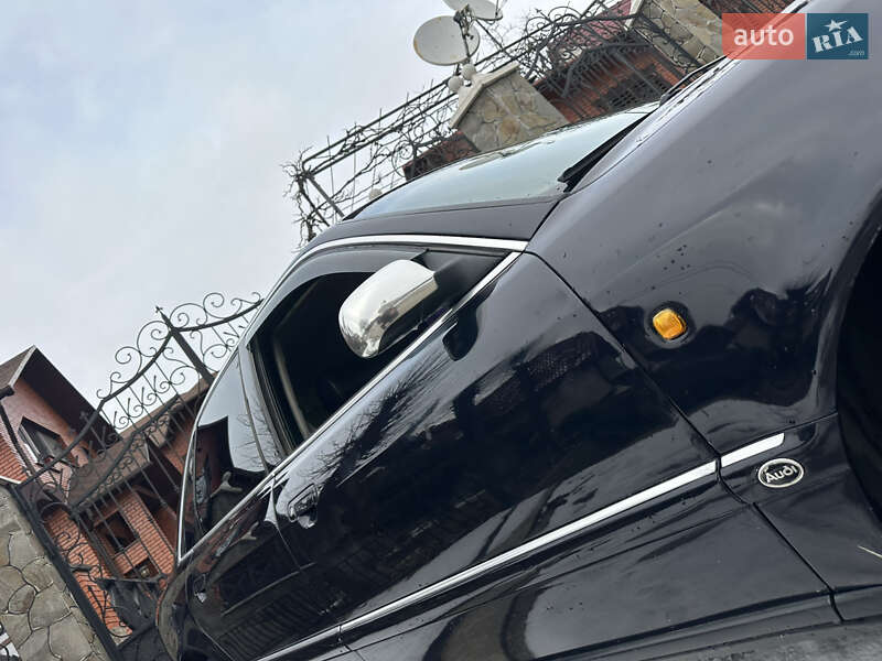 Седан Audi A8 1997 в Тячеве