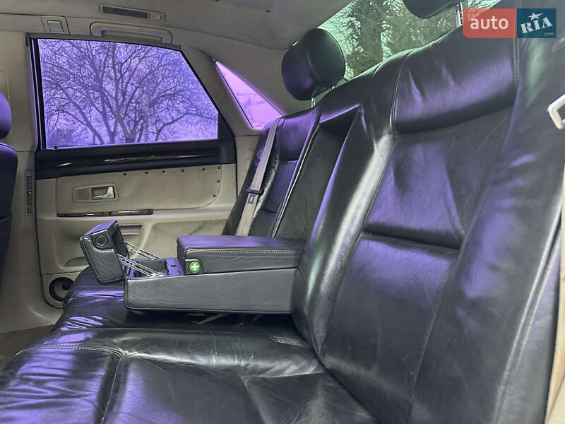 Седан Audi A8 1997 в Тячеве