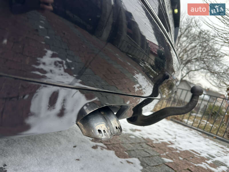 Седан Audi A8 1997 в Тячеве