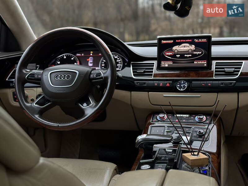 Седан Audi A8 2011 в Буковеле фото 58 Седан Audi A8 2011 в Буковеле