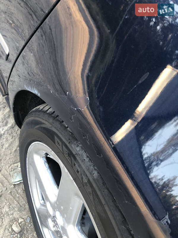 Седан Audi A8 2004 в Буче