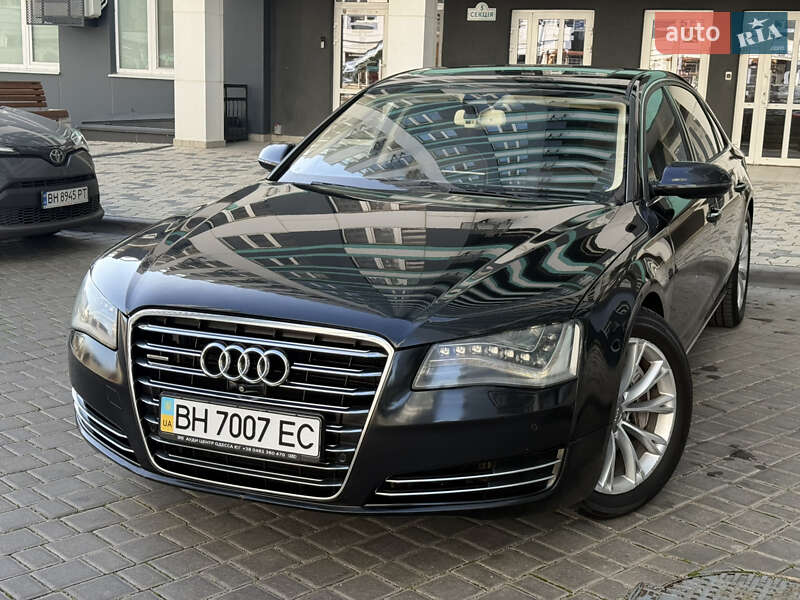 Седан Audi A8 2012 в Одессе