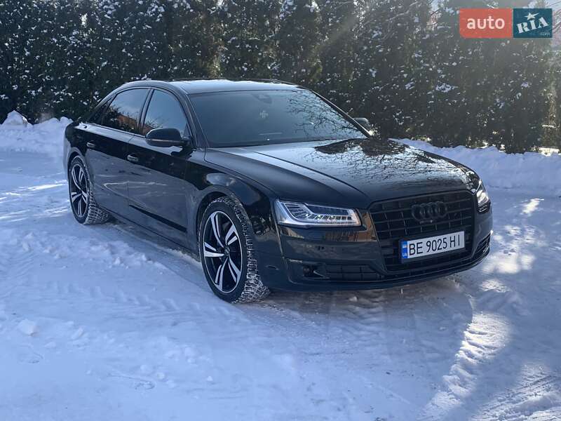 2015 Audi A8 L, VIN WAU32AFD8FN031383:plate — фото 1 (autoria)