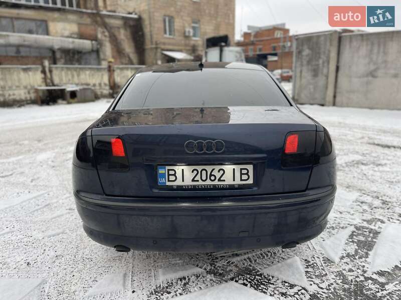 Седан Audi A8 2004 в Полтаве