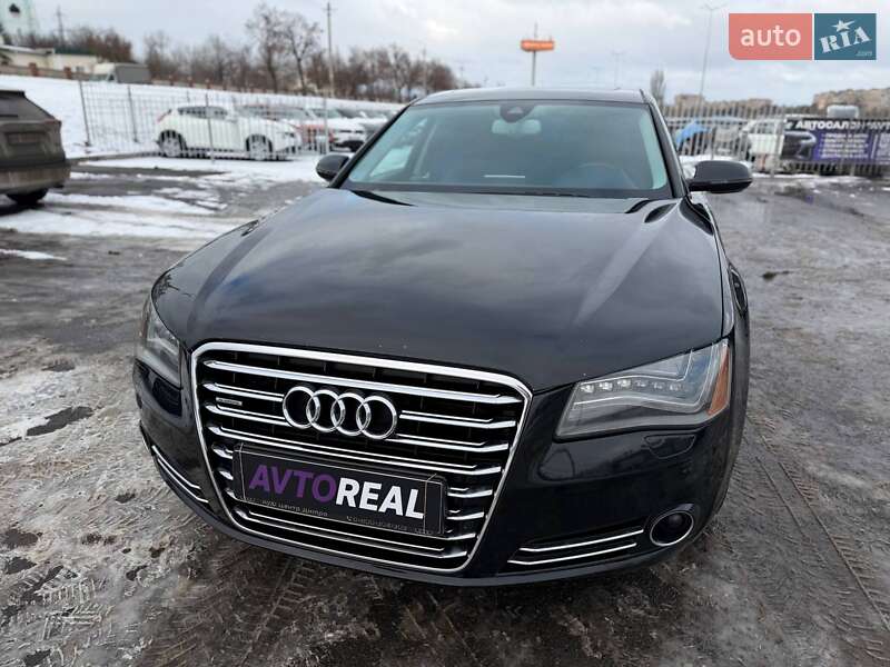 Седан Audi A8 2012 в Кривом Роге