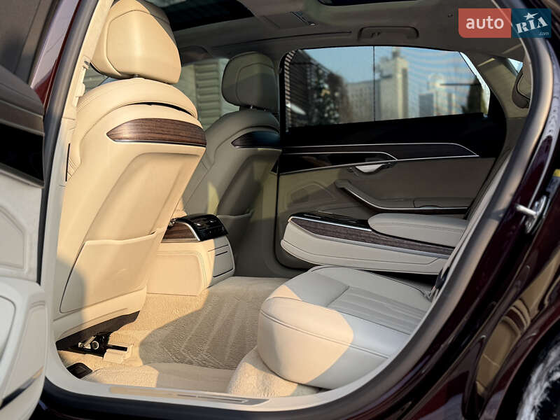 Седан Audi A8 2020 в Киеве