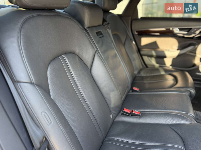 Седан Audi A8 2014 в Киеве