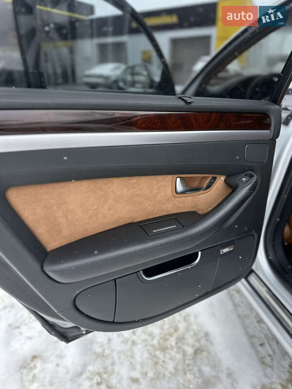 Седан Audi A8 2007 в Василькові