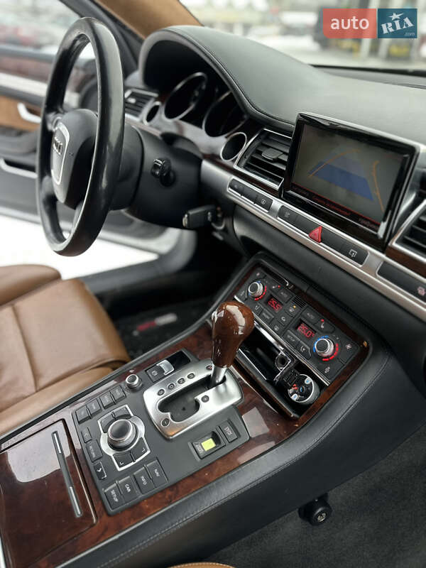 Седан Audi A8 2007 в Василькові