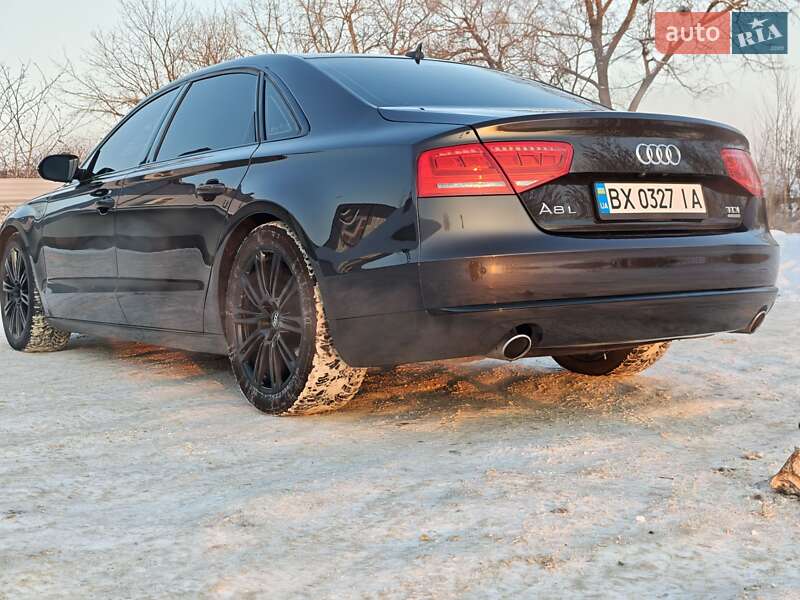 Седан Audi A8 2013 в Житомире