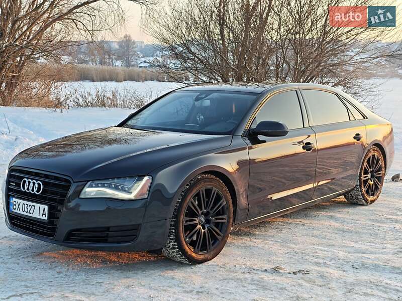 Седан Audi A8 2013 в Житомире