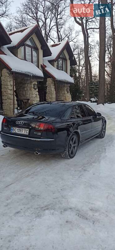 Седан Audi A8 2004 в Львове