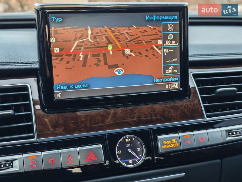 Седан Audi A8 2013 в Житомире