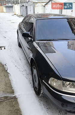 Седан Audi A8 2001 в Одессе