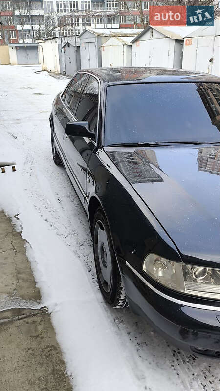 Седан Audi A8 2001 в Одесі
