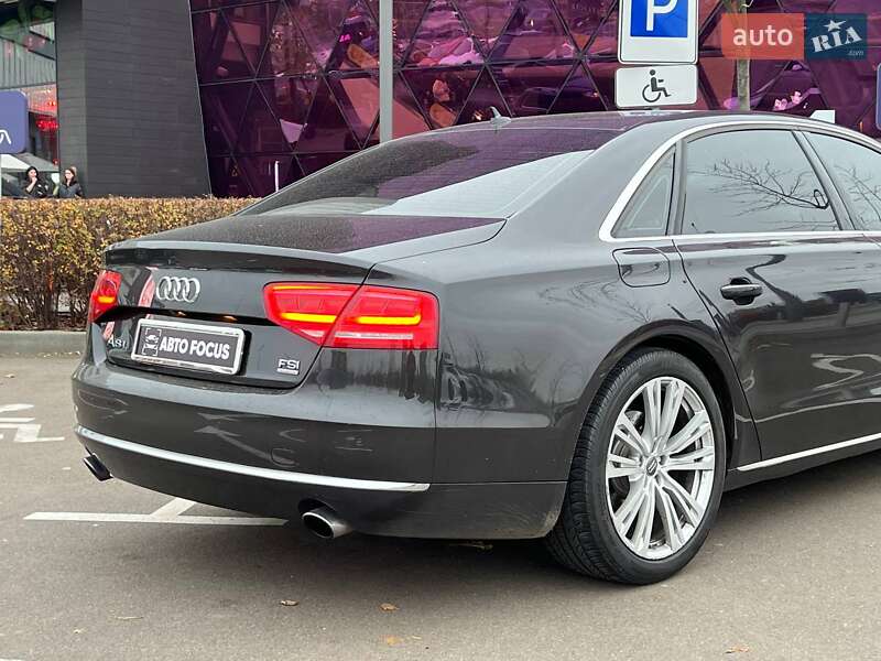 Седан Audi A8 2012 в Киеве