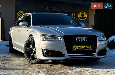 Седан Audi A8 2017 в Львові