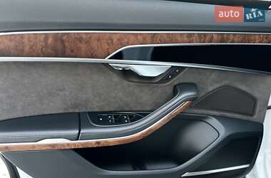 Седан Audi A8 2019 в Киеве