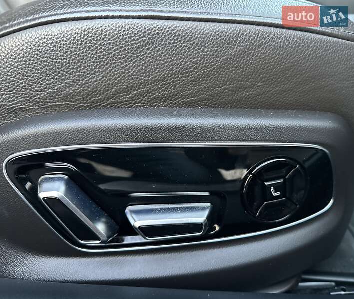 Седан Audi A8 2019 в Киеве