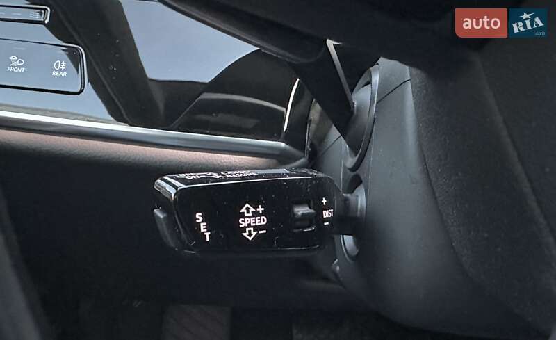 Седан Audi A8 2019 в Киеве