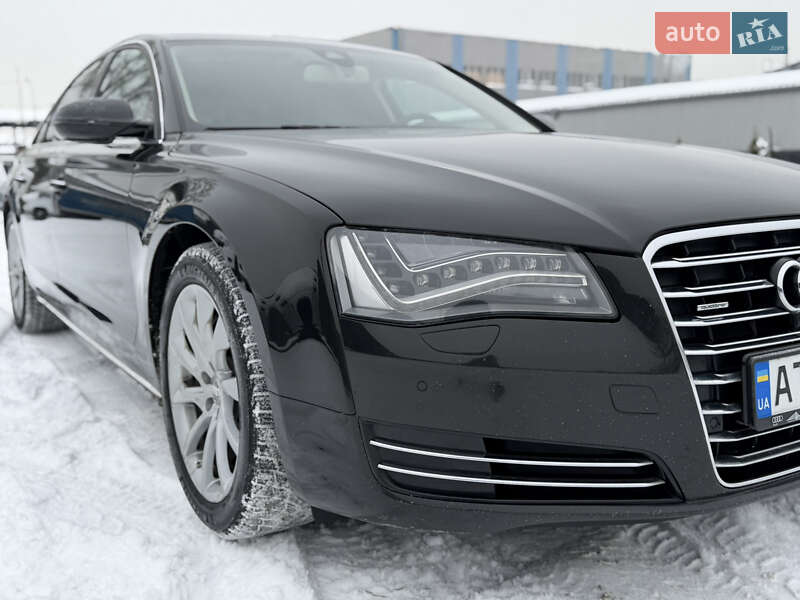 Седан Audi A8 2012 в Киеве