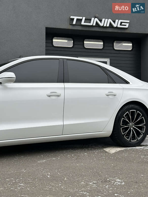 Седан Audi A8 2011 в Києві фото 20 Седан Audi A8 2011 в Києві
